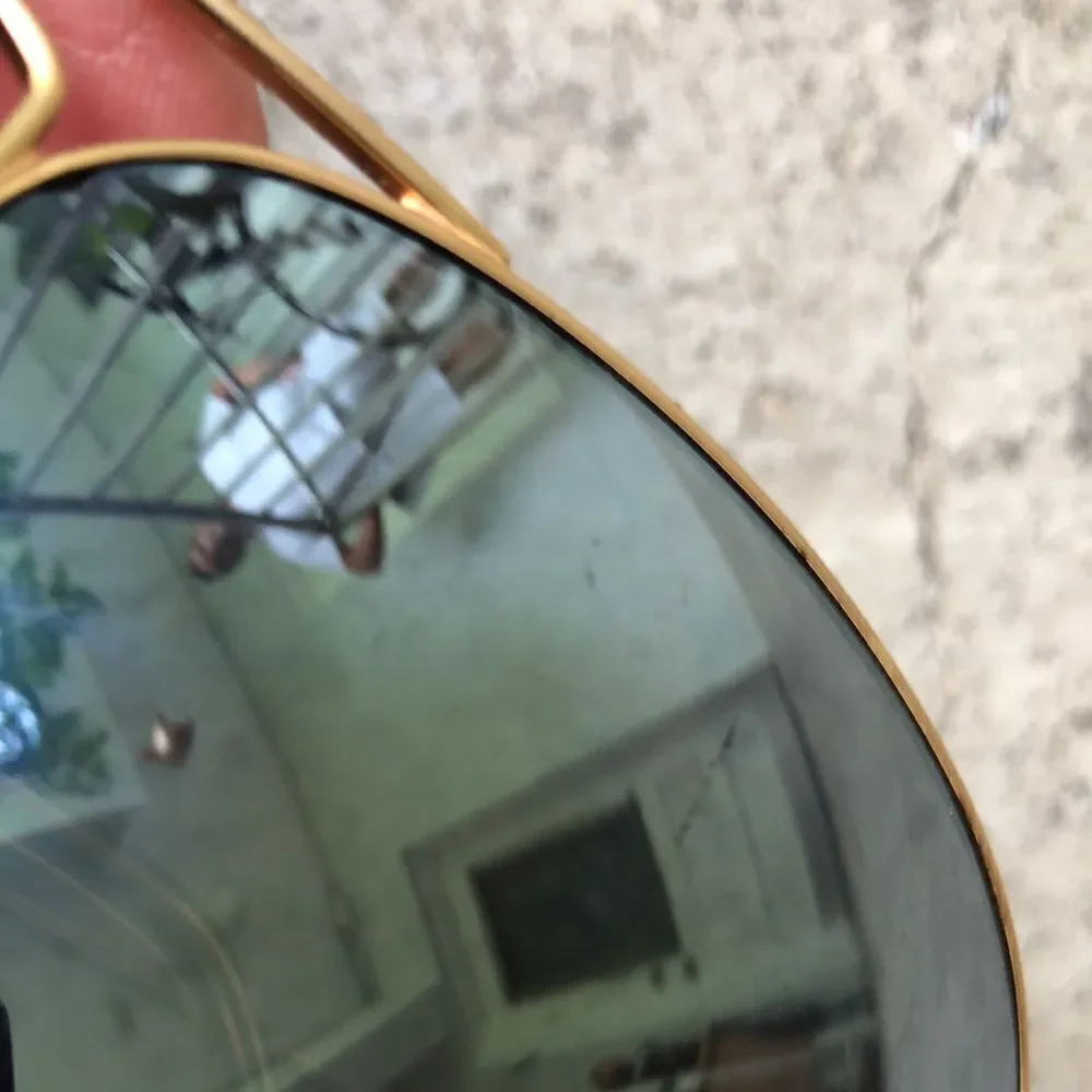 Ray-Ban aviators  - Picture 3 of 5